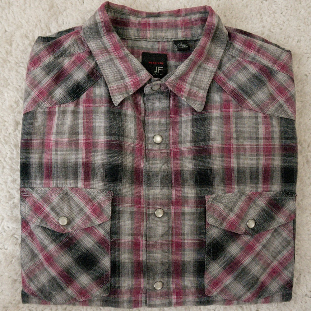 J. Ferrar Modern Fit Short Sleeve Button Down